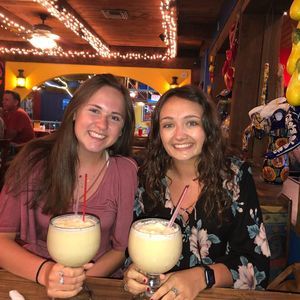 Meet your Posher, Lindsey